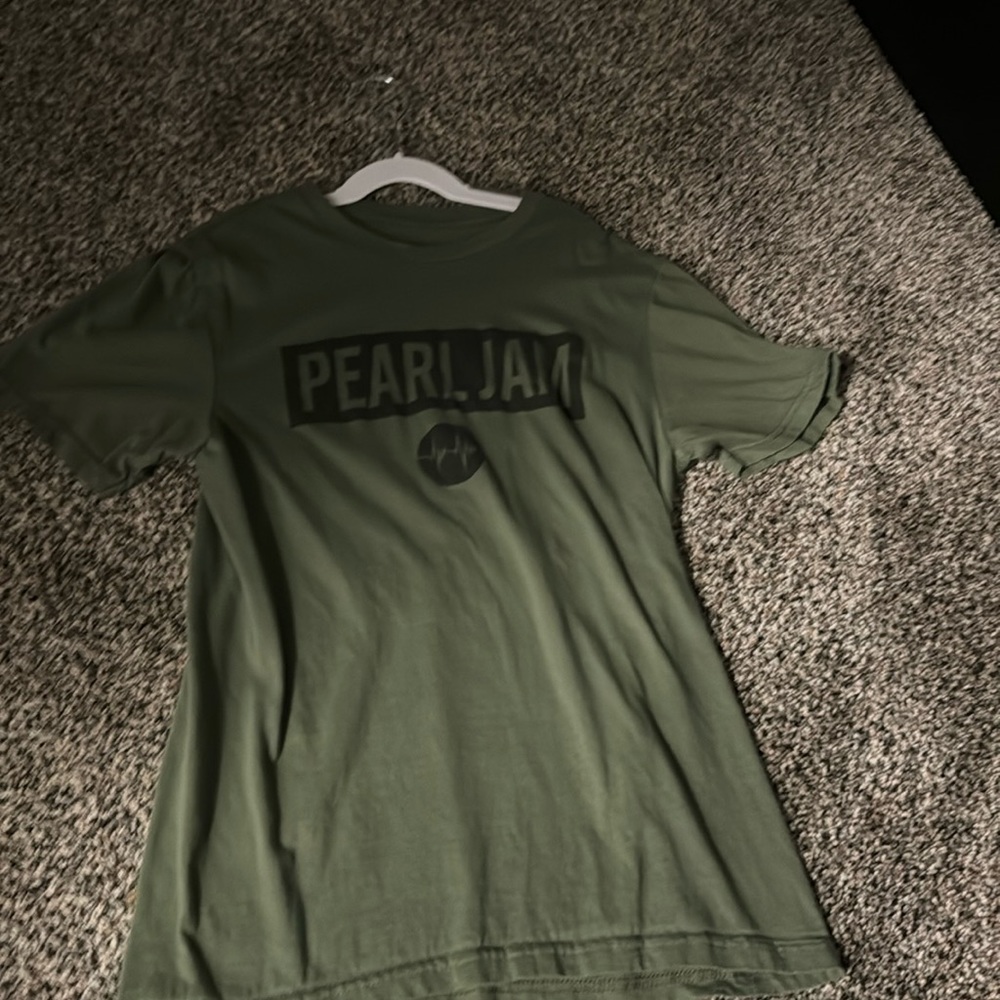Pearl Jam great short sleeve tea tour of 2022